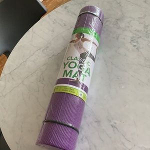 Gaiam Classic Yoga Mat Brand new in package